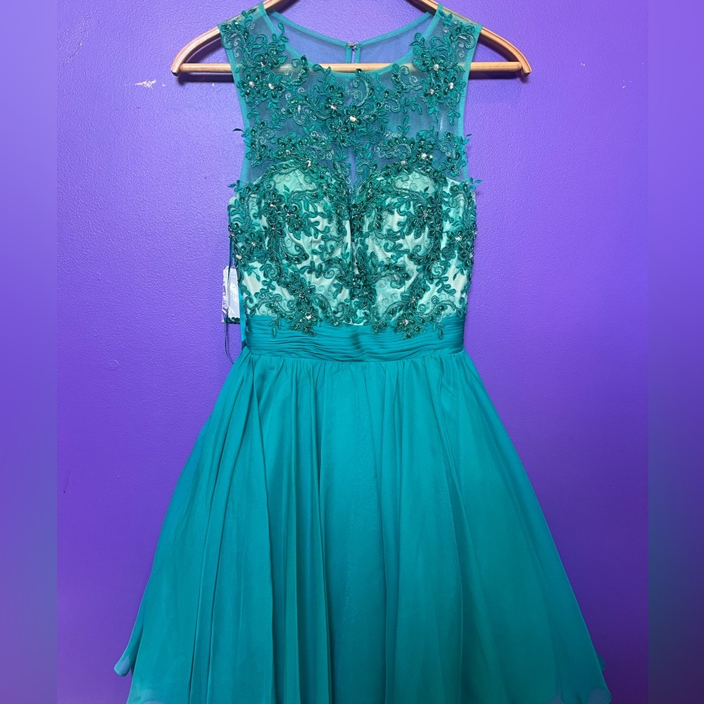 NWT Green Backless Formal Dress